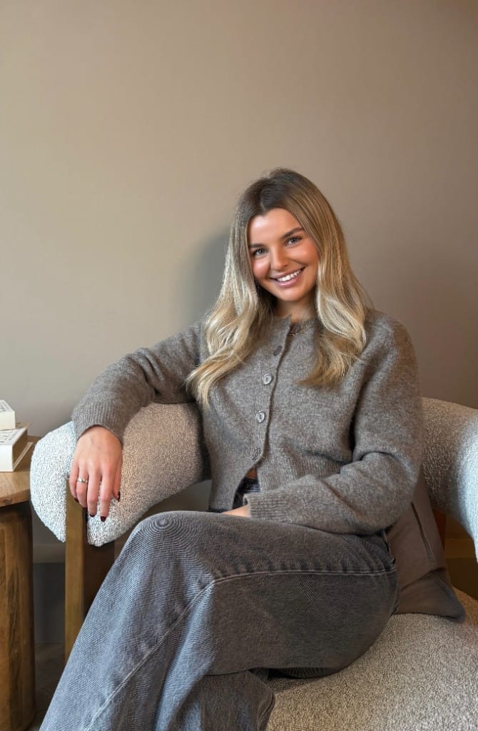 Harriet, Lash & Brow Specialist at BairBeauty